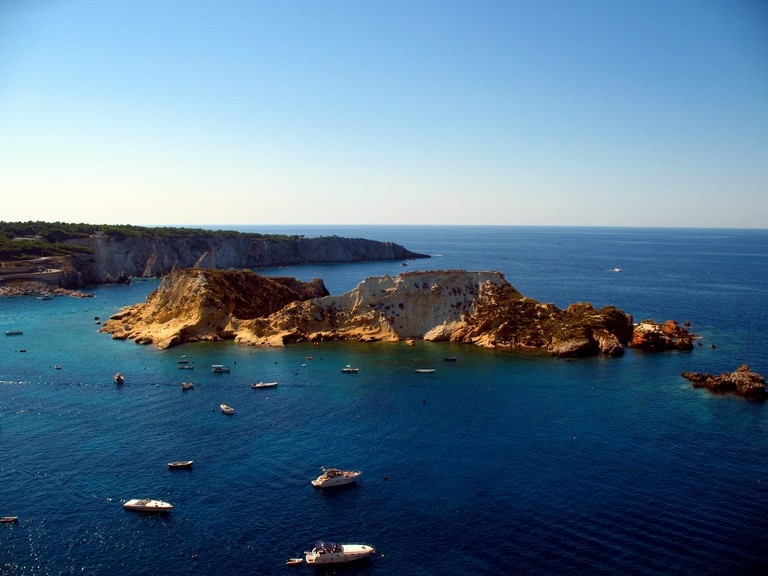 Vieste: Exclusive boat excursion to the Tremiti Islands