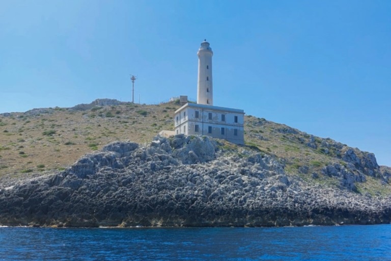Otranto: tour in barca di quattro ore alla Grotta Zinzulusa