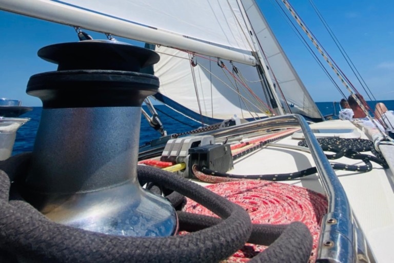 Santa Maria di Leuca: a daily sailing trip along the Adriatic and Ionian coasts