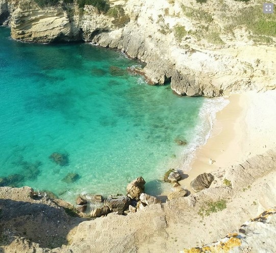Porto Miggiano: preistoria e grotte smeralde in sup