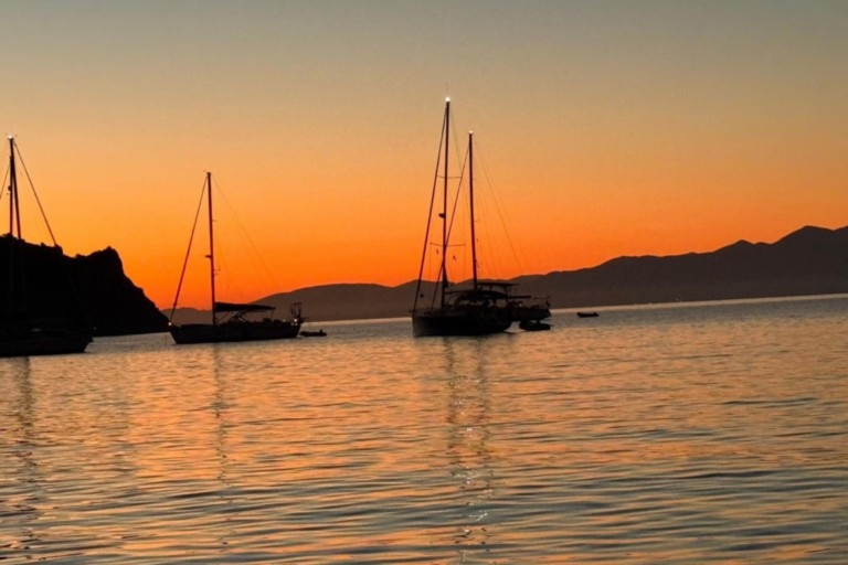 Santa Maria di Leuca: a daily sailing trip along the Adriatic and Ionian coasts